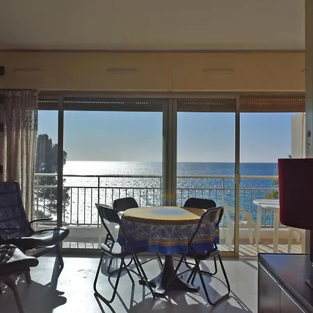 Le Trident Apartment
